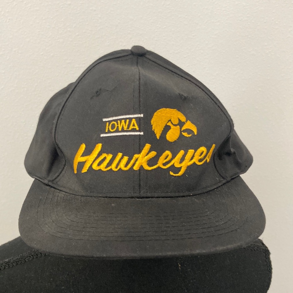 Vintage Iowa Hawkeyes SnapBack